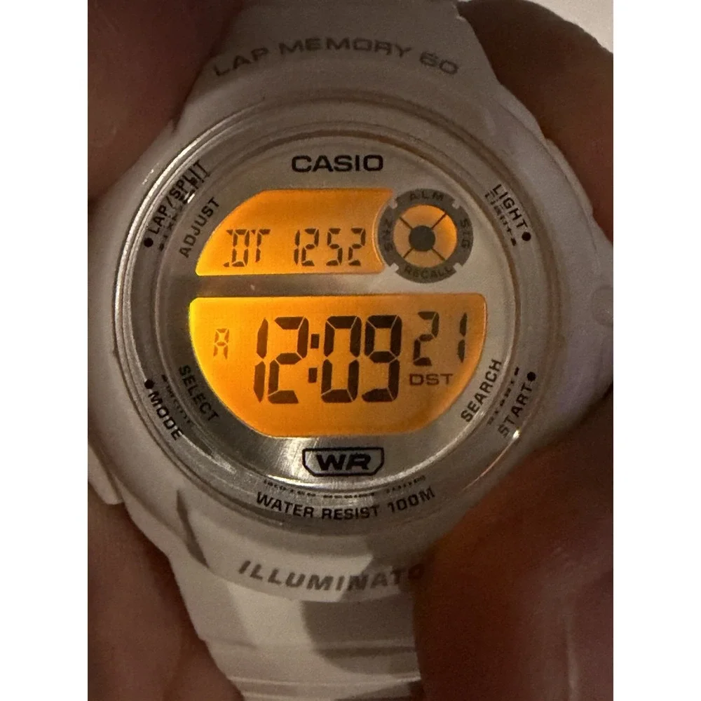 Casio LWS-1200H New Battery Ladies Watch 38MM 7.25